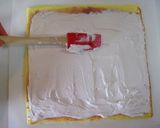 A picture of step 26 of Kyohou Grape Swiss Roll.
