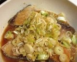 A picture of step 5 of Fried Yellowtail with Green Onions and Ponzu Sauce.