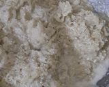 A picture of step 3 of Lauki halwa.