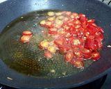 A picture of step 4 of Fish In Red Chili Pepper.