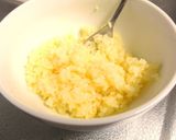 A picture of step 1 of Curry for Funyassi Fans.