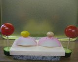 A picture of step 10 of Oshizushi (Pressed Sushi) for Hina Matsuri (Doll's Festival).