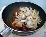 A picture of step 4 of Spicy Sauce/Sambal Sauce.