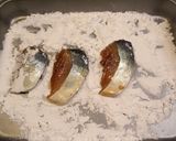 A picture of step 3 of Sweet & Savory Fried Mackerel.