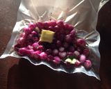 A picture of step 2 of Sous Vide Pickled Pearl Onions.