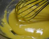 A picture of step 4 of Strawberry Bavarois.