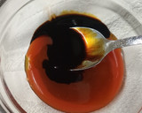 A picture of step 2 of Pork in honey and soy sauce.