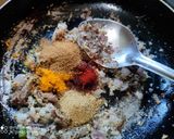 A picture of step 3 of French Bean Curry.