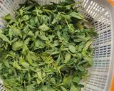 પાલક મેંથી થેપલા(Palak Methi Thepla Recipe In Gujarati) રેસીપી સ્ટેપ1ફોટો