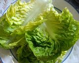 Foto del paso 5 de la receta: Boles de lechuga con albóndigas en salsa picante