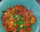 Foto langkah ke 8 dari resep Ayam Goreng Saos Pedas.