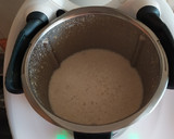 Foto del paso 3 de la receta: Pastel de 🍰nueces casera🍴 en el microondas🍩 a mi manera🌼🌺