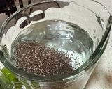Foto del paso 1 de la receta: Agua de limón con chía