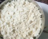 A picture of step 1 of Gobhi Cheela.