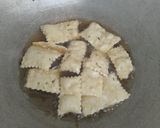 Foto langkah ke 6 dari resep Kue Bawang Simple.