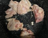 Foto langkah ke 1 dari resep Sup Ayam Sederhana.