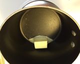 A picture of step 5 of Goat Cheese Soufflé.