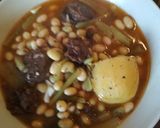 Foto del paso 2 de la receta Pochas, borrajas y butifarra negra