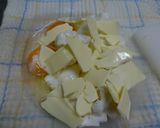 A picture of step 2 of Hanpen Fishcake Tamagoyaki.