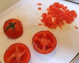A picture of step 5 of Steamed Chicken with Tomato and Onion Sauce.