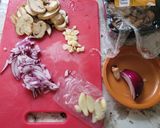 A picture of step 2 of Seafood Rose` penne pasta.