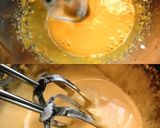 A picture of step 4 of Fluffy and Moist Spongecake.