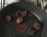 Foto del paso 1 de la receta: Lasaña de pasta y calabacín con chorizo criollo y habitas baby