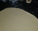 A picture of step 3 of Donuts.