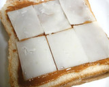 A picture of step 4 of Kinako Mochi Toast.