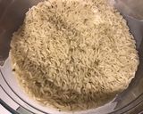 Une image de l'étape 2 de Riz à la cardamome et molokhia.
