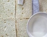 A picture of step 3 of Creamy Bread Cake.