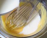 A picture of step 6 of Soufflé Cheesecake.
