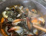 Foto langkah ke 2 dari resep Kepiting saus padang telur.