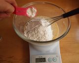 A picture of step 7 of Super Easy! Chewy Rice Flour Banana Cake.
