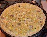 Foto del paso 11 de la receta: Quiche de pollo, champiñón y choclo🌽🍗🍴