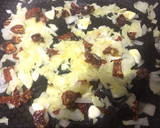 Foto del paso 5 de la receta: Cintas de pasta vegetales con mejillones y tomates secos
