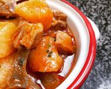 Foto del paso 9 de la receta: Patatas estofadas con costillas y alcachofas