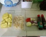 Foto langkah ke 1 dari resep 12. Tumis kikil tahu kecap (oseng kikil tahu kecap).