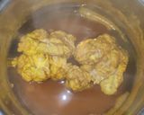 A picture of step 2 of Aatu Moolai Masala or Goat Brain Masala.