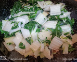 Foto del paso 5 de la receta: Acelgas con almejas y especias