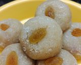 A picture of step 5 of Oats laddoos.
