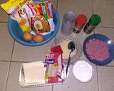 Foto langkah ke 1 dari resep Indomie burger with fishroll #Kookpaderjabodetabek #IR_MieInstan.