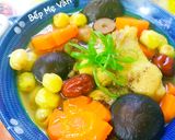 Hình bước làm 5 của món Canh gà tiềm hạt sen