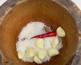 Hình bước làm 2 của món Ba Khía Trộn Đu Đủ