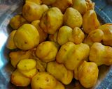 A picture of step 5 of Besan Kadi.