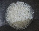 Foto langkah ke 2 dari resep Tumis Pare Teri.