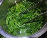 पालक बथुआ का साग (Palak Bathua ka saag recipe in Hindi) रेसिपी चरण 1 फोटो
