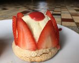 Une image de l'étape 8 de Pavlovas fraises & citron vert.