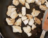 A picture of step 3 of My Garlic Chicken & Cheese Wrap.😁.