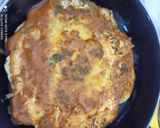 ऑमलेट पिझ्झा (omlette pizza recipe in marathi) रेसिपी स्टेप 5 फोटो 
